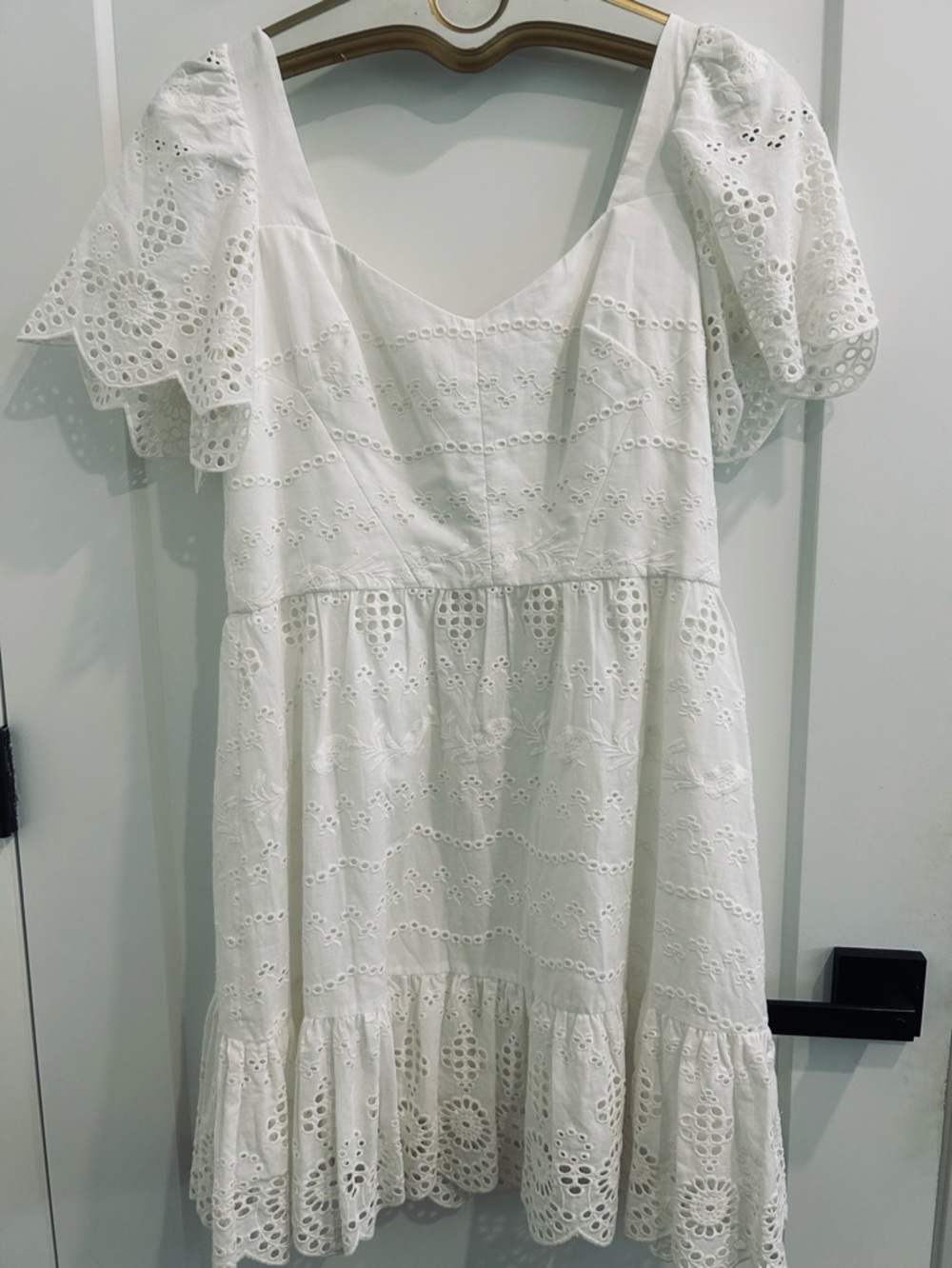 NWT Gianni Bini White Eyelet Puff Sleeve Dress |Size 8 - Picture 11 of 12
